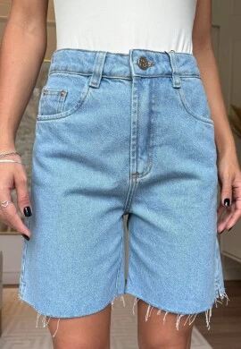 BERMUDA BARRA DESFIADA VIVI - COSH JEANS - Jeans claro