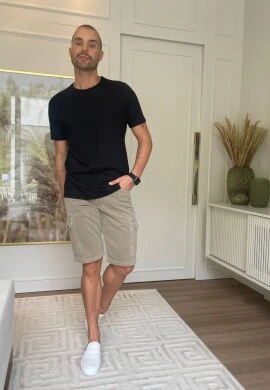 BERMUDA JEANS SARJA CARGO MASCULINA - COSH JEANS - Caqui stonado