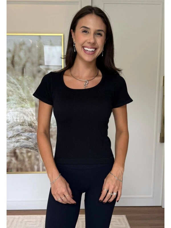 BLUSA DE POLIAMIDA LALI - COSH JEANS - Preto
