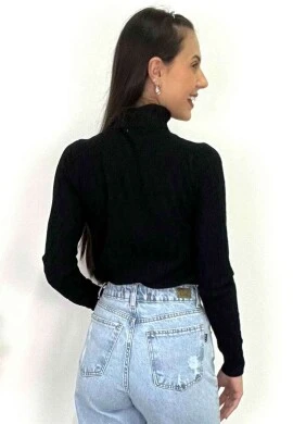 BLUSA DE LÃ FEMININA GOLA BOBA  COSH JEANS - Preto
