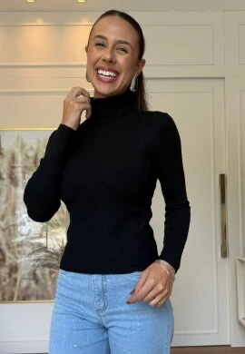 BLUSA SUELEN GOLA ALTA - COSH JEANS - Preto