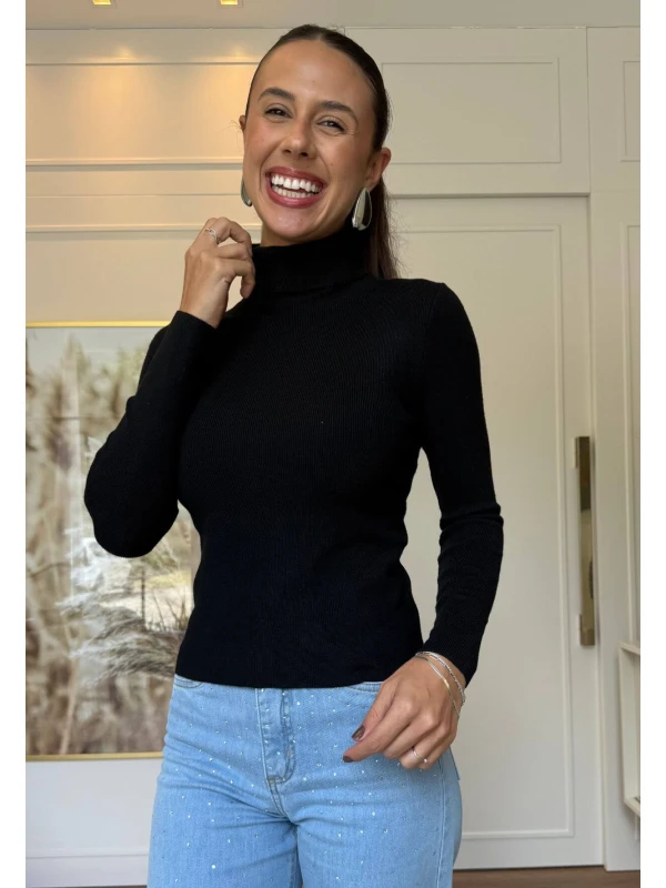 BLUSA SUELEN GOLA ALTA - COSH JEANS - Preto