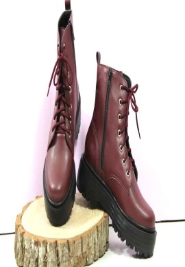 BOTA FEMININA SALTO BOTINADO - Bordo