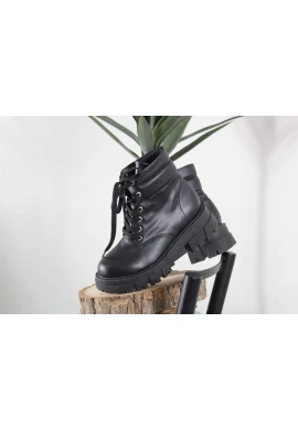 BOTA FEMININA TRATORADA CADARÇO - Preto