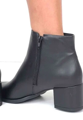 BOTA LISA CANO CURTO FEMININA  COSH JEANS - Preto