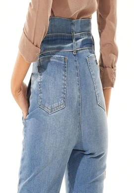 CALÇA JEANS CLOCHARD COM ELASTANO - Jeans
