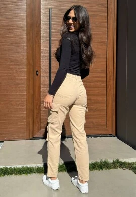 CALÇA CARGO FEMININA RAISSA  COSH JEANS - Bege claro