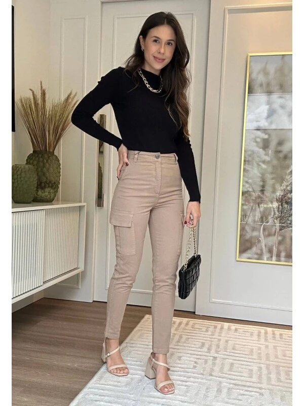 CALÇA CARGO MOM FEMININA JADE - COSH - Camurça