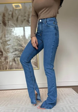 Calça Jeans Feminina Reta Com Elastano Empina Bumbum Para Mulheres Altas Serena - Jeans medio
