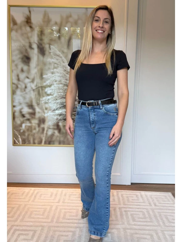 CALÇA FLARE FEMININA ANALU BAIXINHAS - COSH JEANS - Jeans claro