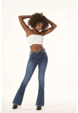 CALÇA FLARE RECORTE NA BARRA COM ELASTANO - Jeans