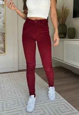 CALÇA VELUDO COM ELASTANO - Vinho