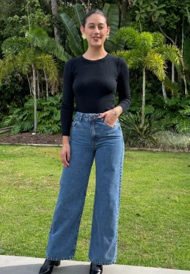 Calça Jeans Feminino Wide Leg Empina Bumbum Nanda - Jeans medio