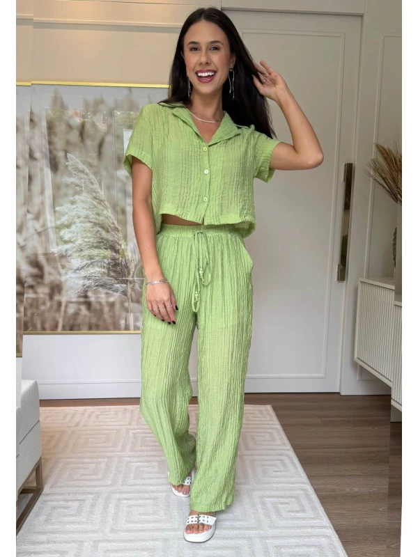 CONJUNTO FEMININO EM CREPE CAMBRAIA - COSH JEANS - Verde claro