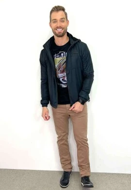 JAQUETA COM CAPUZ MASCULINA  COSH JEANS - Preto