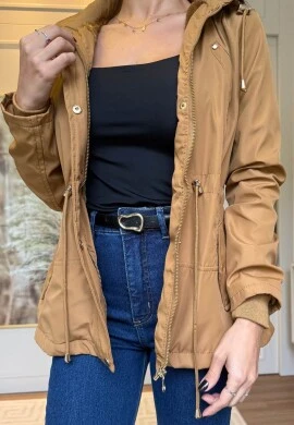 PARKA ADRIANA PELUCIADA COM CAPUZ - COSH JEANS - Caqui