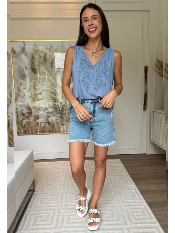 REGATA FEMININA BORDADA- COSH JEANS - Celeste