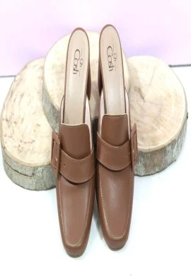 TAMANCO FEMININO FIVELA - Caramelo