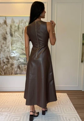 VESTIDO EVASE PU JULI - COSH JEANS - Marrom