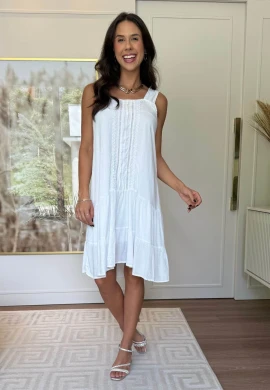 VESTIDO FEMININO BORDADO COM BABADOS - COSH JEANS - Off white